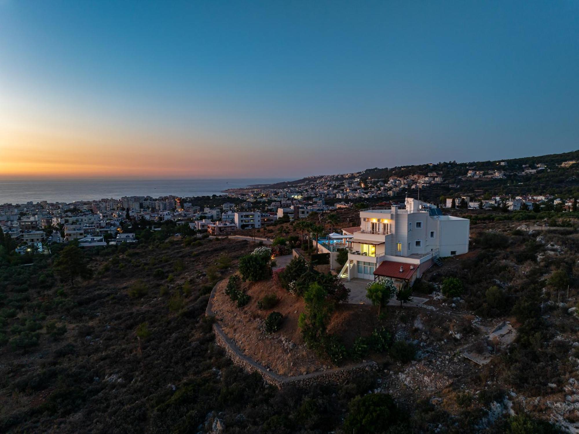 Karmilos Hill Villa Ханья Экстерьер фото